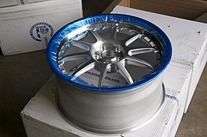 anyone interested in a set of new 19" hre comps w/ new ps2 tires?-hre1.jpg