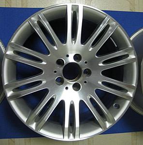 FS: 18&quot; OEM E550 Sport Wheels, Great Condition-2.jpg