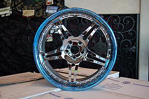 BRAND NEW 20&quot; HRE 547R WHEELS, CHROME, STAGGERRED-closeup-standup.jpg