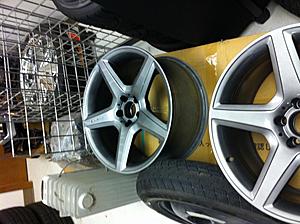 FS: W211 / C219 19" AMG Style III 5-spoke wheels with brand new tires-1-.jpg
