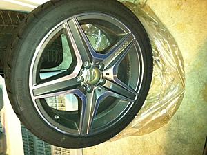 Front C63 Wheel with Tire-c63-front-wheel-3.jpg