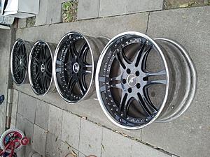 19&quot; makaveli 3piece staggered black center 0chrome lip-2012-01-15-14.48.22.jpg