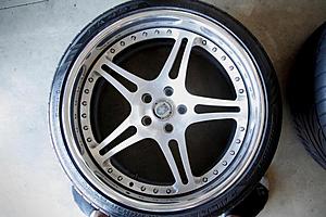 20&quot; HRE 547 with tires-2.jpg