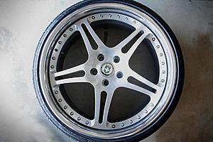 20&quot; HRE 547 with tires-4.jpg