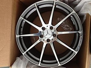 2012 C63 Black Series OEM Wheels-img_0668.jpg