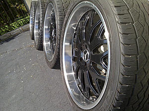 FS: 22&quot; X 9.5&quot; BLACK WITH HUGE POLISHED LIP / TIRES FOR M, ML, R, GL CLASS AND OTHERS-img-20120929-00636-2-.jpg