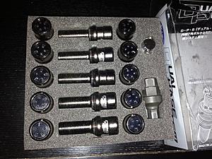 FS: Project Kics Dual Phase System Locking Lug Bolts - For ballers!-photo-67-.jpg