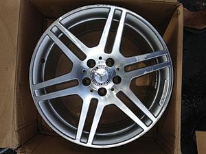 FS: 18" OEM AMG WHEELS W212-photo-sep-15-2-42-40-pm.jpg
