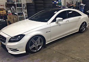 FS: Stock CLS63 AMG wheels/tires OEM 19&quot; continental-111.jpg