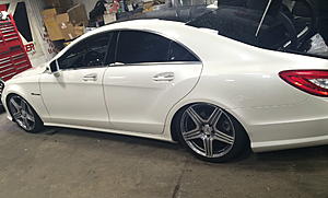FS: Stock CLS63 AMG wheels/tires OEM 19&quot; continental-333.jpg