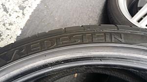 Vredestein Ultrac Sessanta  285/25/20   245/30/20    9/10 Tread left 0 obo-20141010_144425.jpg