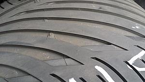 Vredestein Ultrac Sessanta  285/25/20   245/30/20    9/10 Tread left 0 obo-20141010_144402.jpg