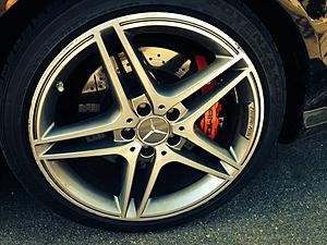 C63 AMG Wheels and Tires OEM-01515_j0ewiwa9xqh_600x450.jpg