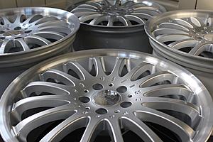 Genuine 19 Inch Carlsson 1/16 Wheels for sale, NEW in box!-img_8758-klein.jpg