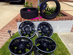 High Profile NC Forged 20 in. Wheels & two front Pirelli - 00-img_3724.jpg