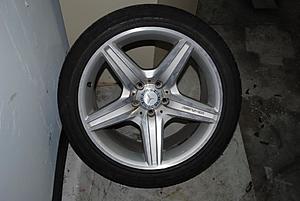 FS: OEM CLS Wheels 18" (Perfect for W211)-dsc_0105_zps3c41d975.jpg