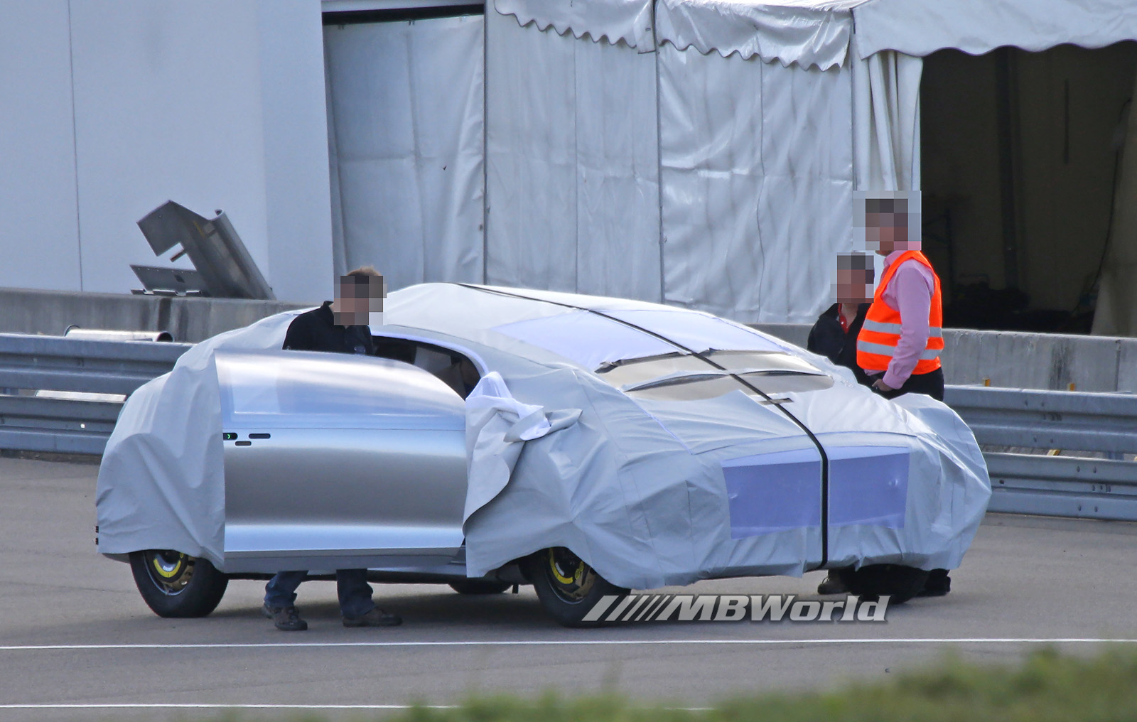 Mercedes-Benz-Concept-Car-Spied-2 (1)