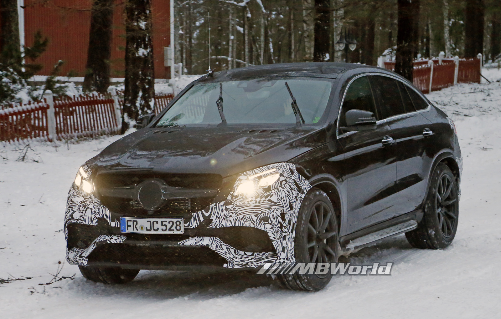 Mercedes-Benz GLE-Class Coupe (2)