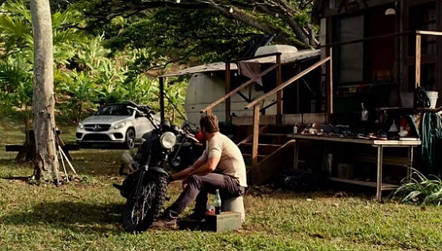 Mercedes Shows Off New SUVs in ‘Jurassic World’ Video