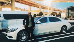 Lewis Hamilton Takes Delivery of New S600 Maybach