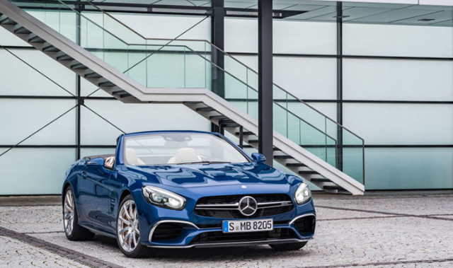 Is the 2017 Mercedes-Benz SL Sexy?