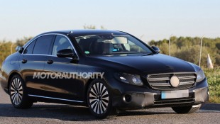 New E-Class Spied Without Camo