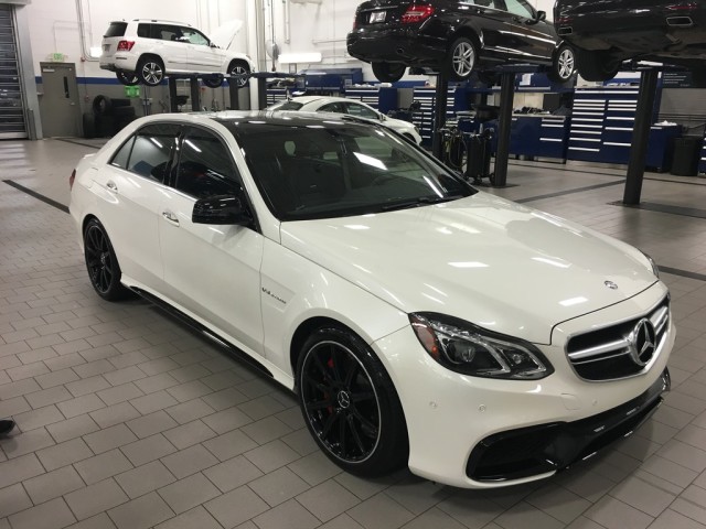 Old LS430 Causes Man to Hate His GT-R, So He Buys an AMG E63S