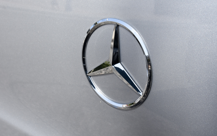 2016-Mercedes-Benz-Metris-10