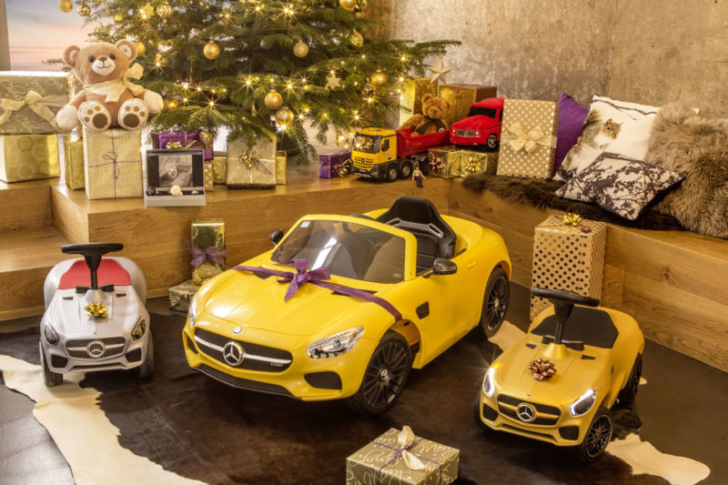 Christmas Stars 2016 von Mercedes-Benz Accessories GmbH