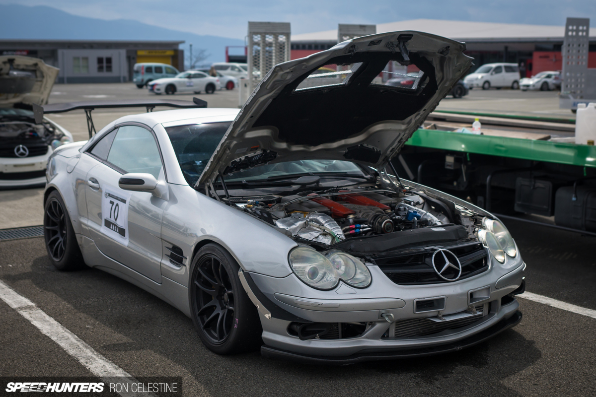 This Time-Attack Mercedes-Benz SL500 Is Seriously Cool