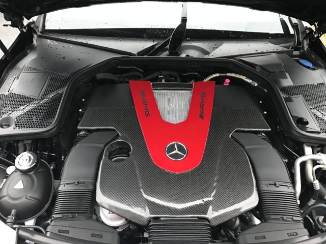 mbworld.org Mercedes-Benz engine cover