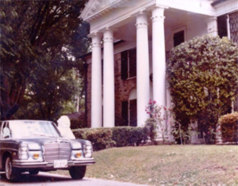 Elvis' '71 Mercedes-Benz 280SEL at Graceland
