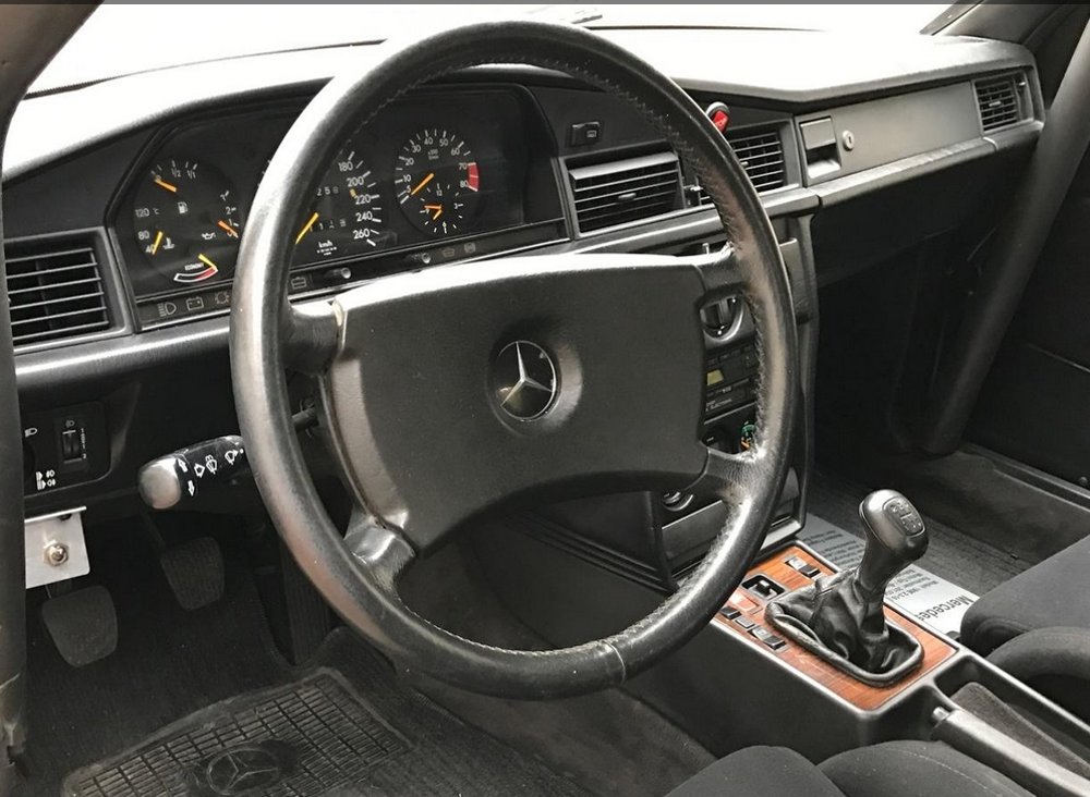 Lauda's Mercedes-Benz Wheel 2