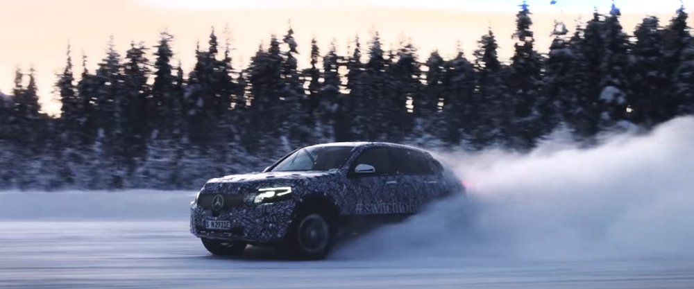 Mercedes-Benz EQC in the snow