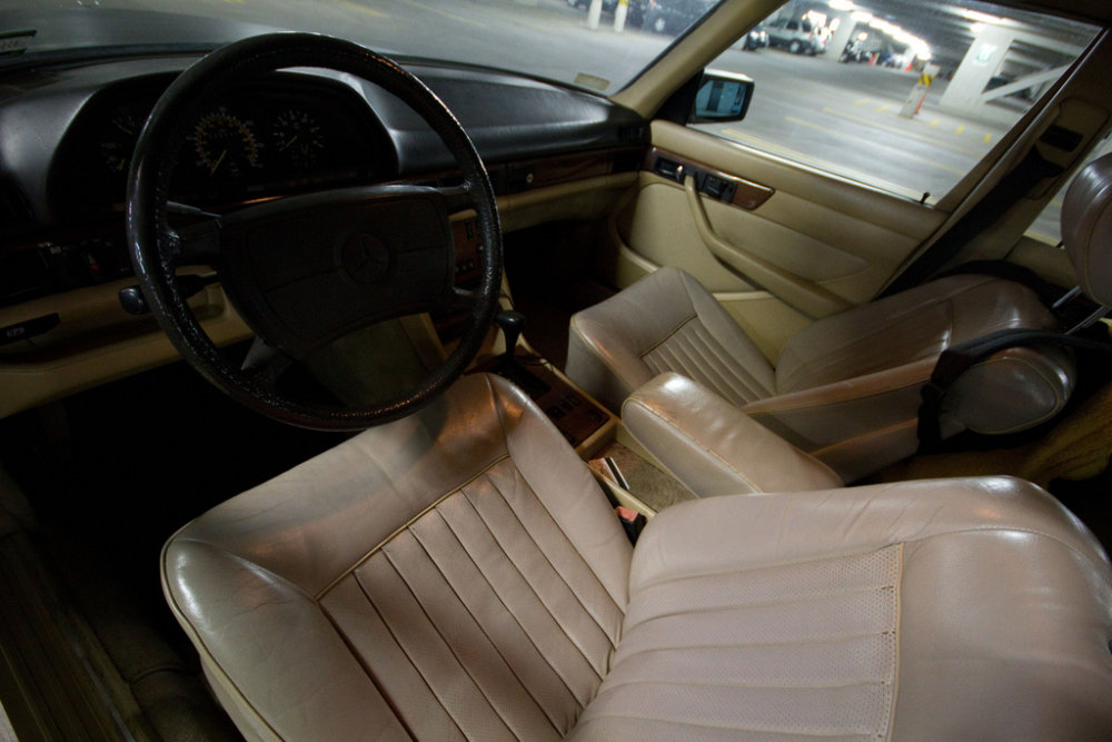 Mercedes 300 SDL Front Seats