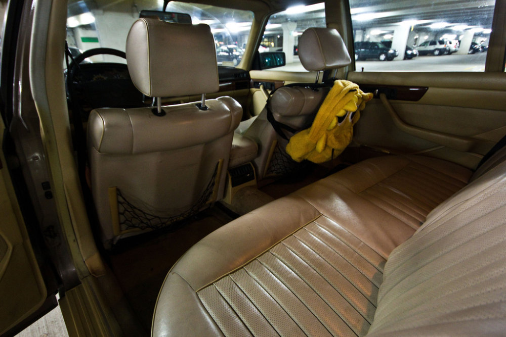 Mercedes 300 SDL Rear Seats