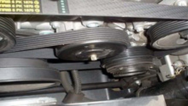Mercedes-Benz E-Class and E-Class AMG: Why is My Serpentine Belt Squeaking?