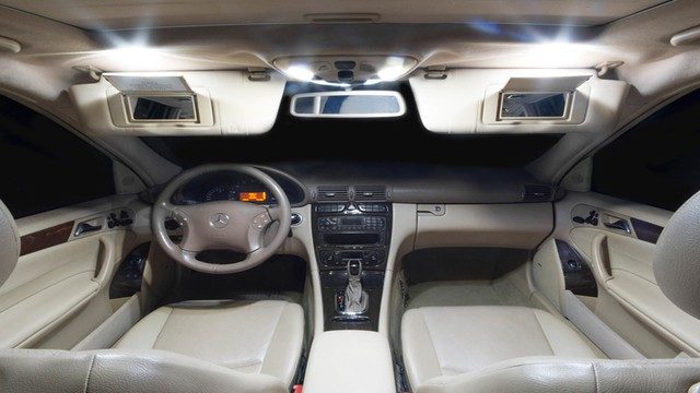 Mercedes-Benz C-Class: How to Remove Interior Lighting
