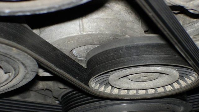 Mercedes-Benz: How to Replace Serpentine Belt