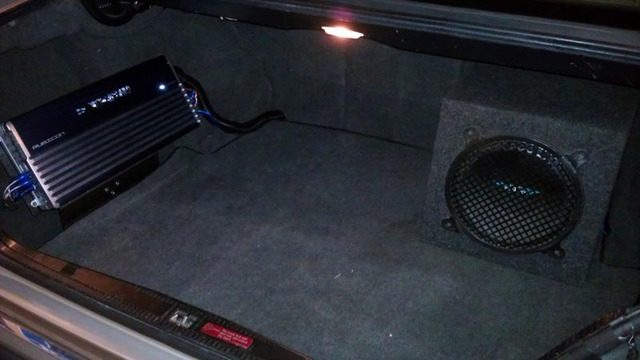 Mercedes-Benz C-Class: How to Install Subwoofer
