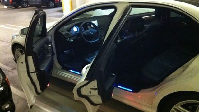 Mercedes-Benz C-Class: How to Install Illuminated Door Sills