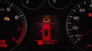 Mercedes-Benz C-Class and C-Class AMG: Why is the Washer Fluid Light On?