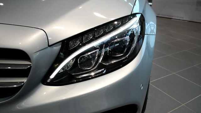 Mercedes-Benz C-Class: How to Install LED Headlights