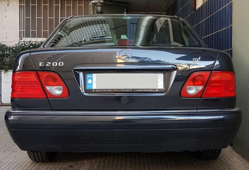 1997 Mercedes-Benz E200 Elegance