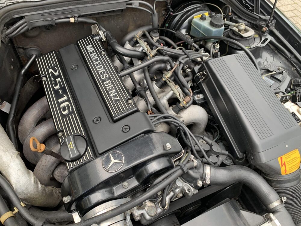 Mercedes 190 E Evolution 2.5 16 Valve Engine