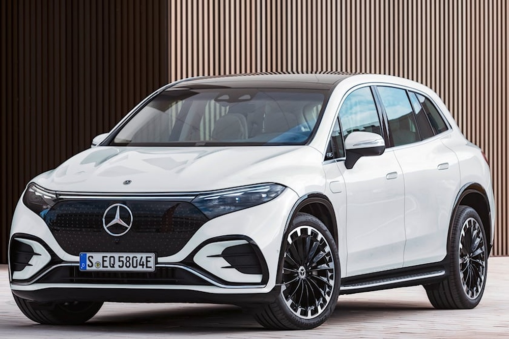 Mercedes EQS SUV Expands Tri-Star Brand’s Electric-Only Lineup