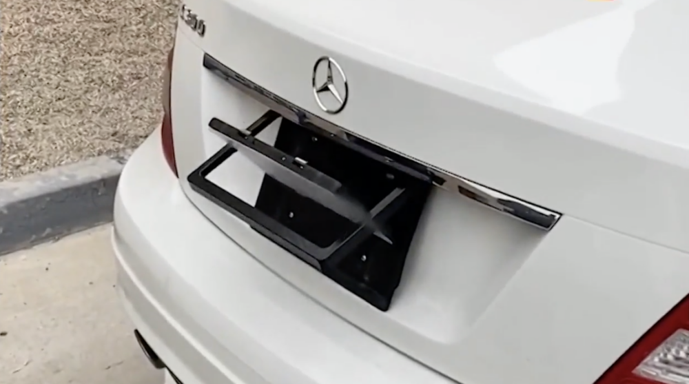 Mercedes with Slick Gadgets Used By Two Crooks In Crime Spree