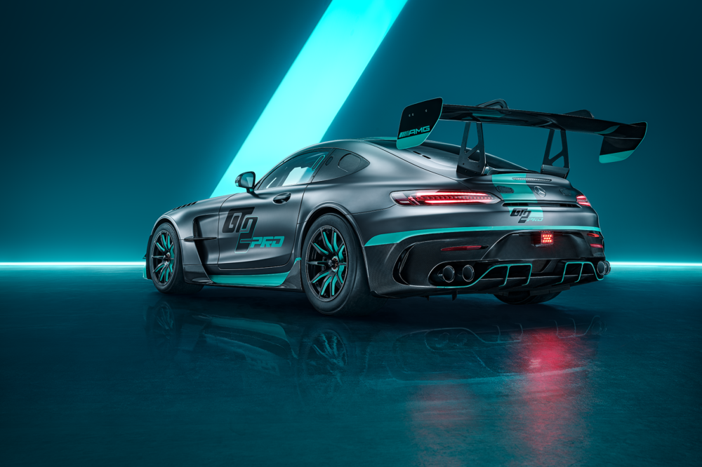 AMG Debuts GT2 Pro Race Car For Customer Racing