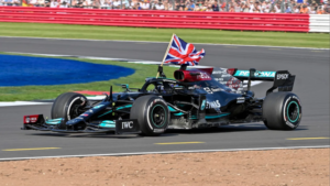 Lewis Hamilton Takes First F1 Win Since 2021, Mercedes Headed For a Comeback?