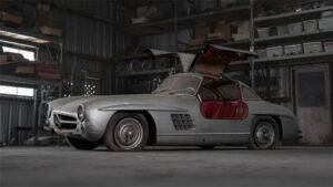 Abandoned Mercedes-Benz 300SL Gullwing Alloy Porche Foreign Auto